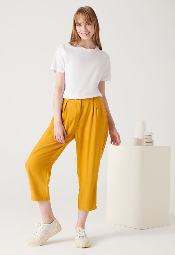 7 top wide leg trousers for the end of summer/fall - Style with Nihan