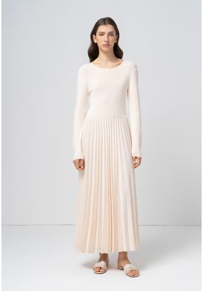 Long Sleeves Pleated Maxi Dress