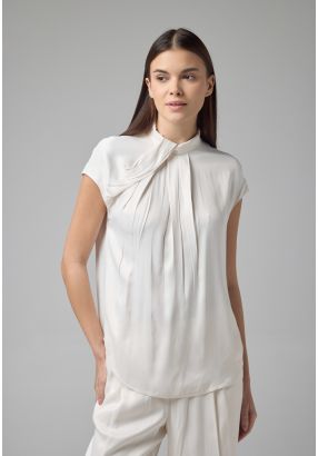 Sleeveless Pleated Blouse