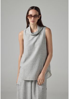 Solid Sleeveless Textured Top
